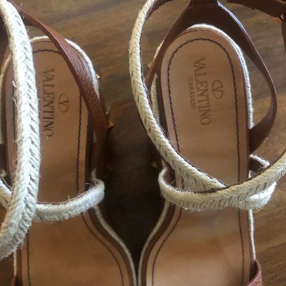 NIB $1150 Valentino Garavani Roman Stud Quilted Wedge Espadrilles in size 8/38! - Picture 13 of 15